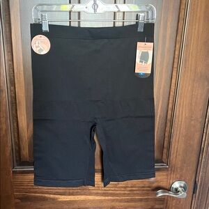 Shapermint Essentials Mid-Waist Shaper Bike Shorts